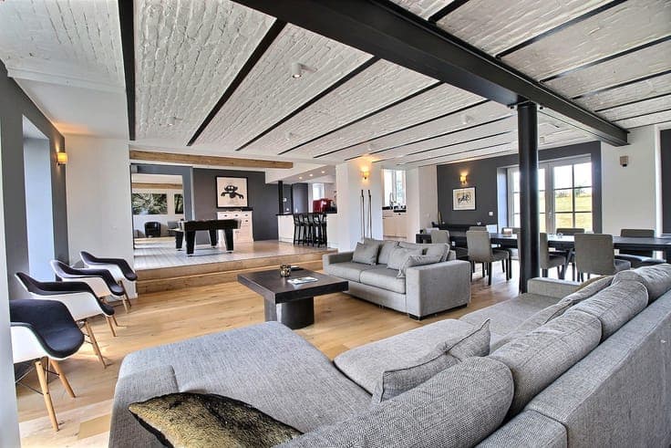 Exceptional Property completely renovated