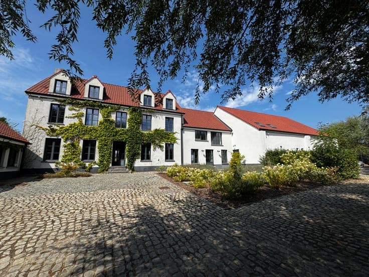 Exceptional Property completely renovated