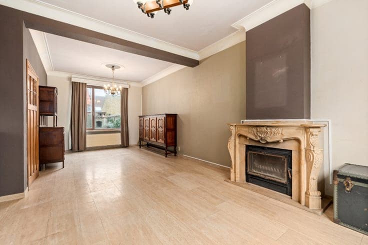Spacious house with great potential for sale
