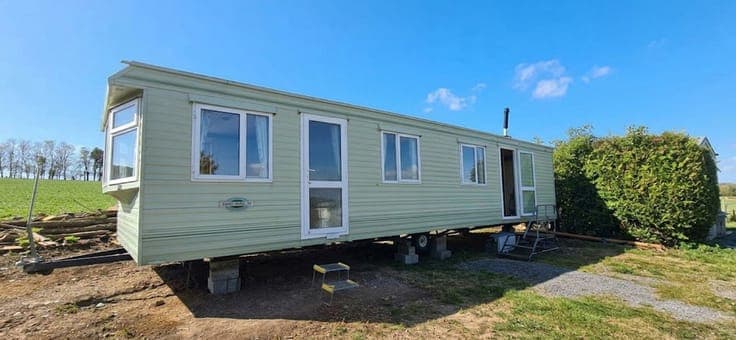 Lovely 2-bedroom home with a garden