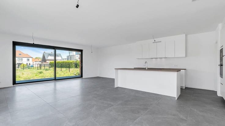 House in Linden