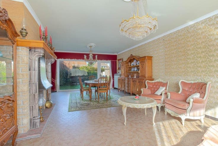 House with great potential in the centre of the village