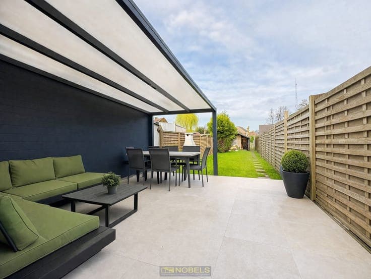 Te koop, Instapklare gezinswoning met garage en tuin op c...