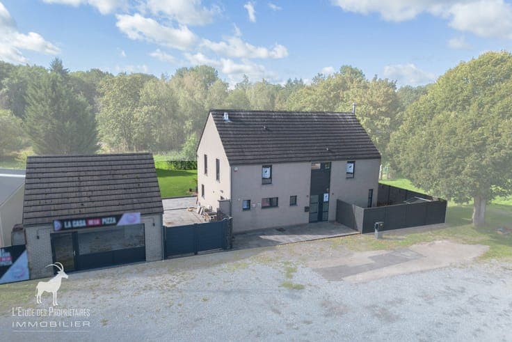 Commercial house for sale in Biercée