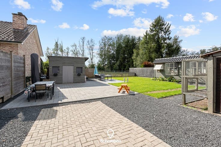 Gelijkvloerse instapklare woning met 3 slpks op zuidweste...