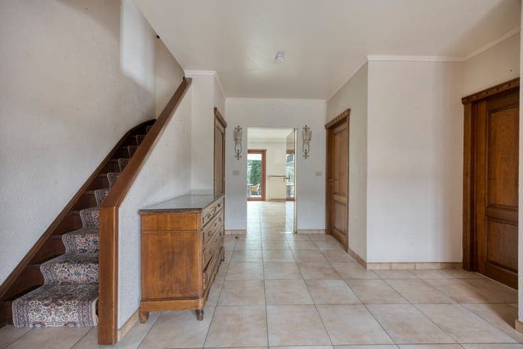 Villa met 4/5 slpk op 1.755 m² nabij Lembeekse Bossen