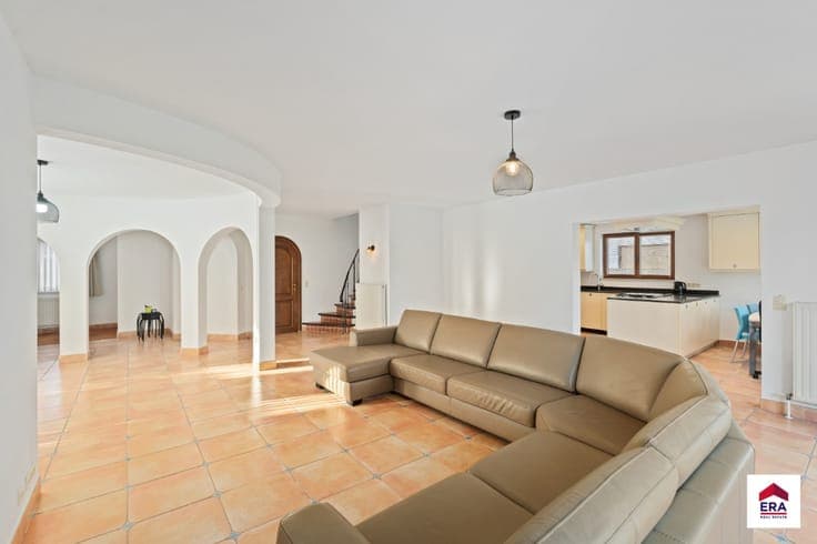 Detached house with green view in Asse