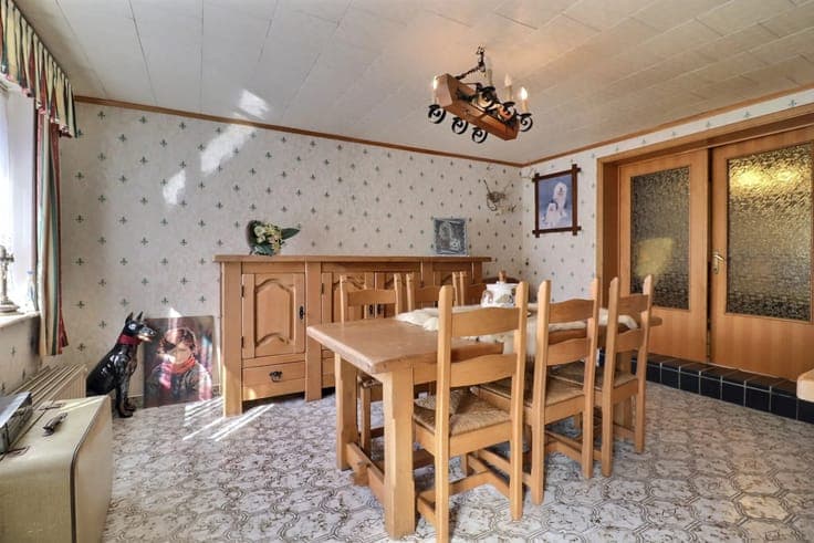 Sale - House Châtelineau - 145,000 €