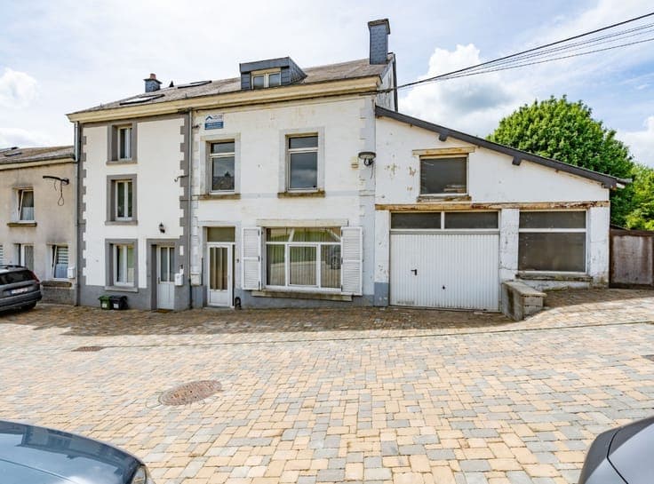 Semi-Detached House with Garden – Neufchâteau Town Centre