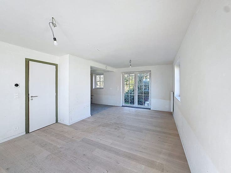 Maison neuve dans un cadre verdoyant et paisible