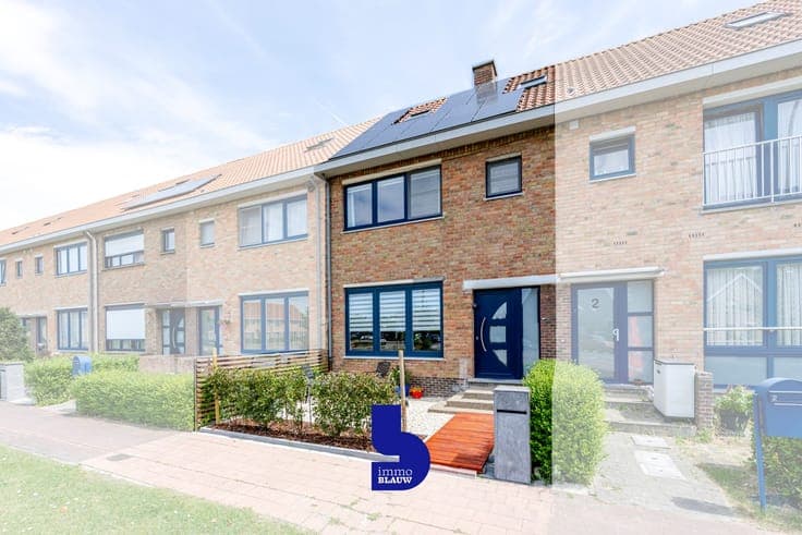 Instapklare gezinswoning met zonnige tuin in Oostende-Stene
