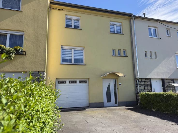 Sale - House Athus - 325,000 €