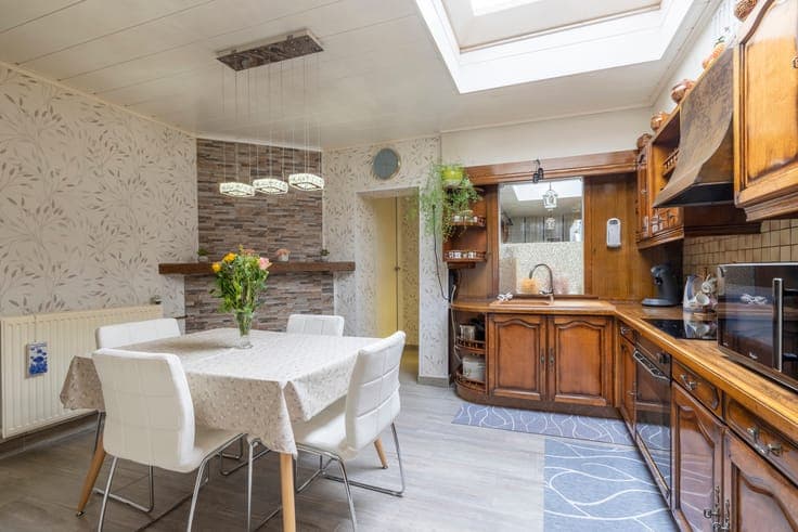 Spacious home with 5 bedrms, 2 bathrooms and great potential