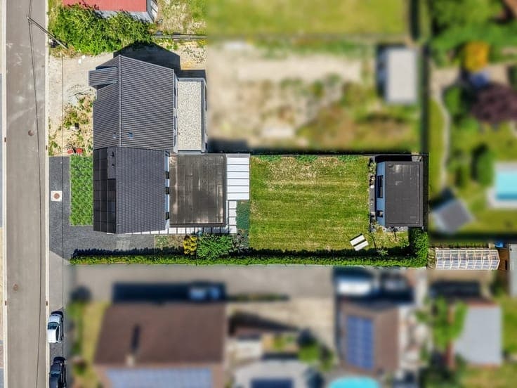 INSTAPKLARE HALFOPEN NIEUWBOUWWONING MET GROTE TUIN IN GENK