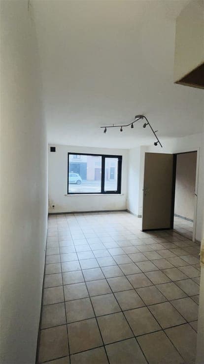 Apartment building