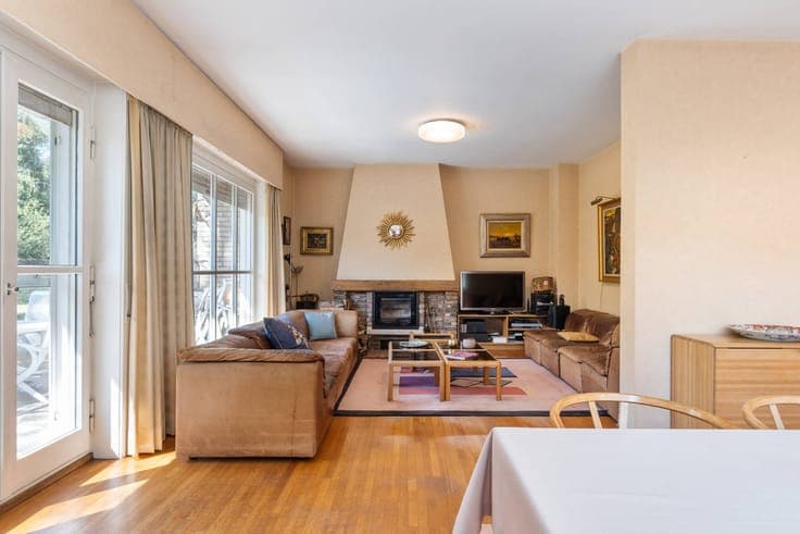 Spacious characterful villa in the Lindenpark in Deurle