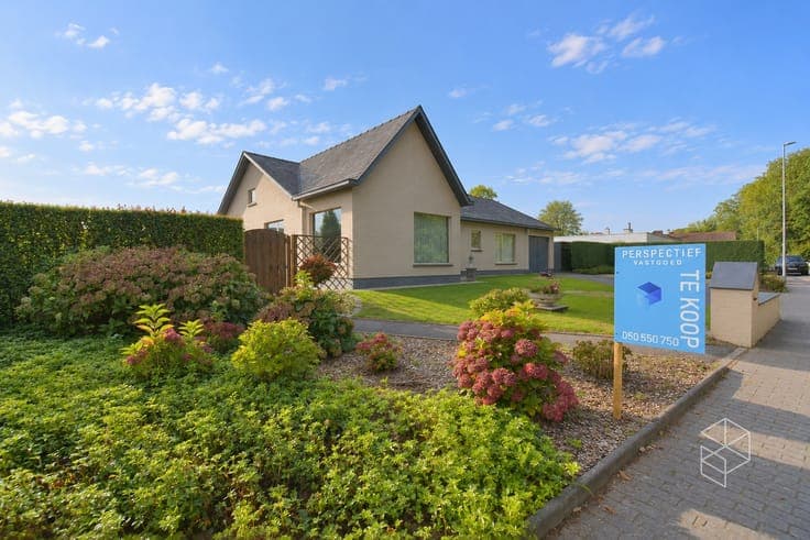 Rustig gelegen gelijkvloerse woning met royale woonopperv...
