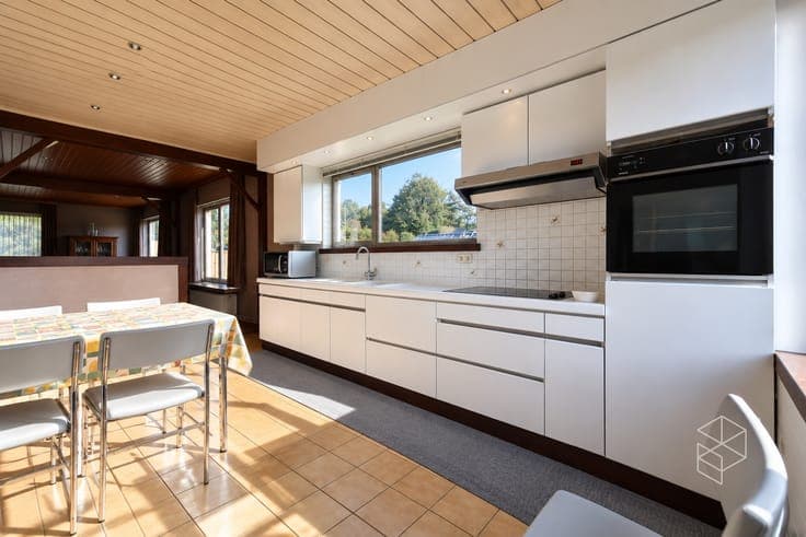 Rustig gelegen gelijkvloerse woning met royale woonopperv...