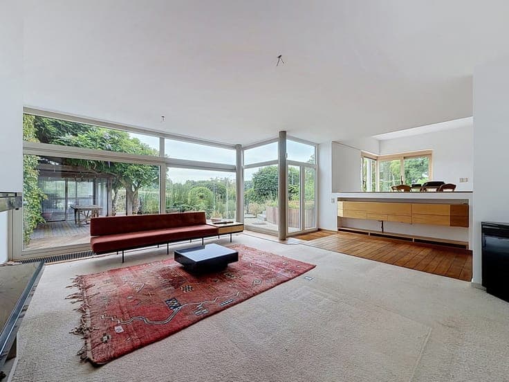 Exceptional Home / 270m² / 4BR / Enchanting Setting