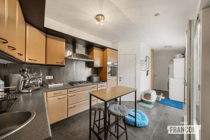 Move-in ready family home with three bedrooms and garden fo…