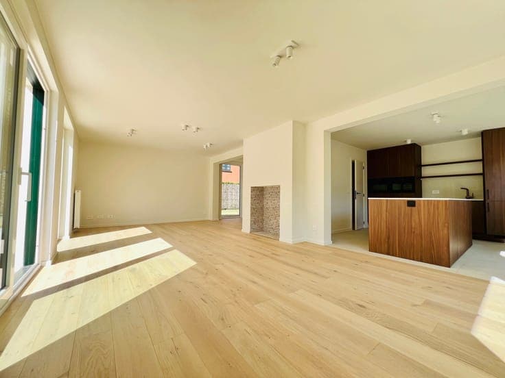 House in Sint-Kruis