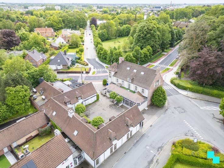 Multifunctionele eigendom op absolute toplocatie - Rumbeke