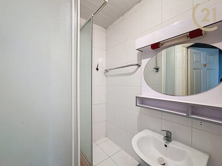 Commercial house to renovate – Heart of Brussels!