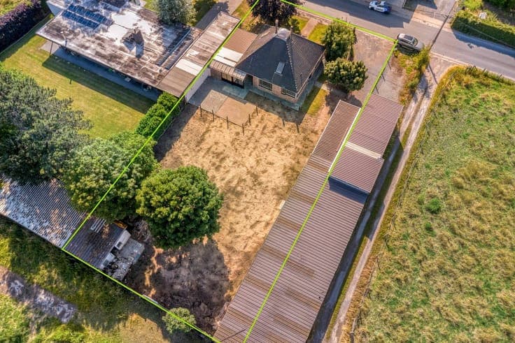 Alleenstaande woning op 1.441m² met extra opslagruimte