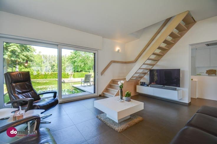 Spacious move-in ready family home in a unique location in H