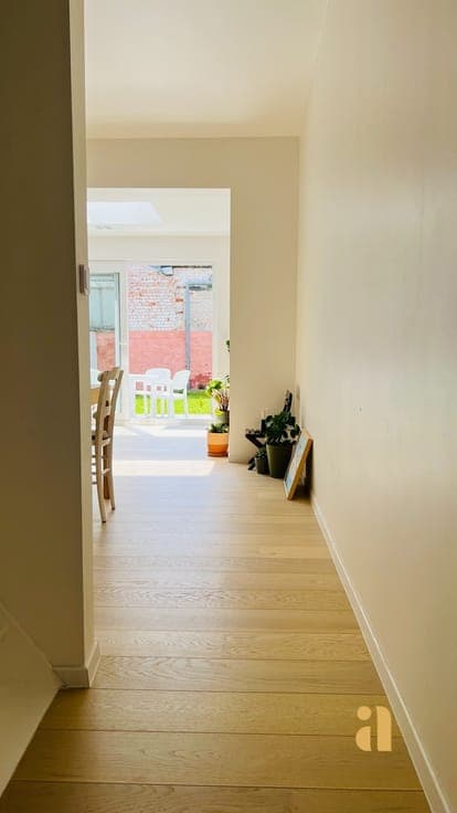 Lichtrijke woonst met 3 slaapkamers & zonnige tuin