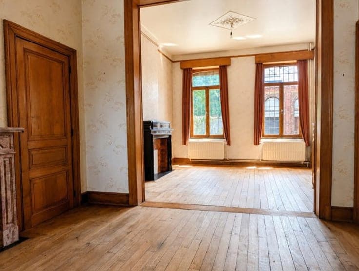 Maison de caractère avec 5 chambres et jardin à Chimay