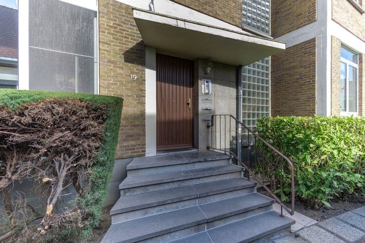 Investment property with 3 apartments in Anderlecht