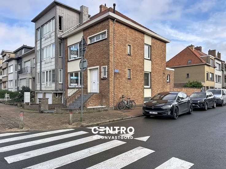 SMAAKVOL afgewerkte woning met 3 sllpks, garage én ZUIDge...