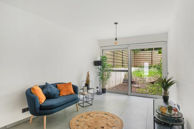 Mooie nieuwbouwwoning met 3 slk en 2 badkamers, + tuin