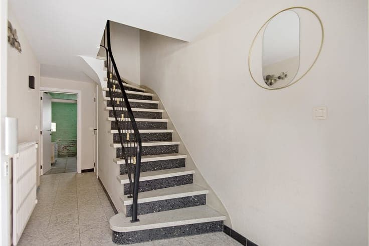 Bel-etage in een rustige doodlopende straat