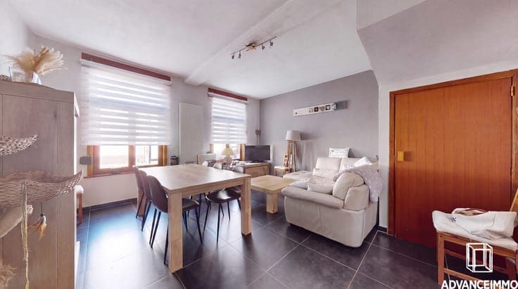 2-BEDROOM HOUSE – GARDEN – GARAGE