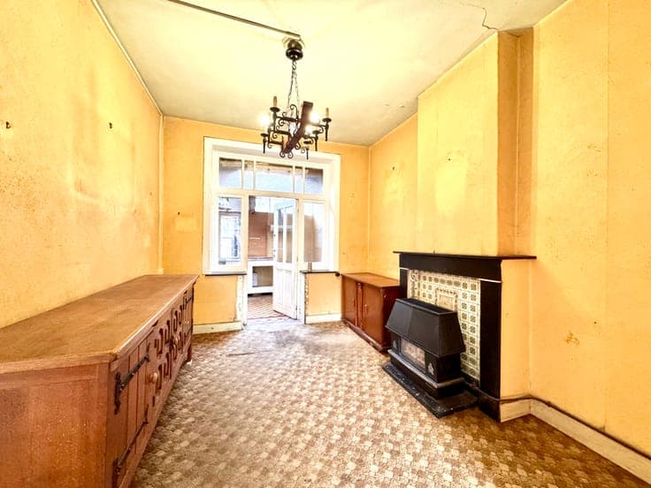 House with great potential !