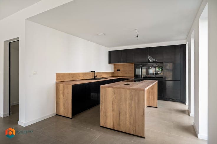 Nieuwbouwwoning met 3 slpkrs onder registratierecht te Ti...