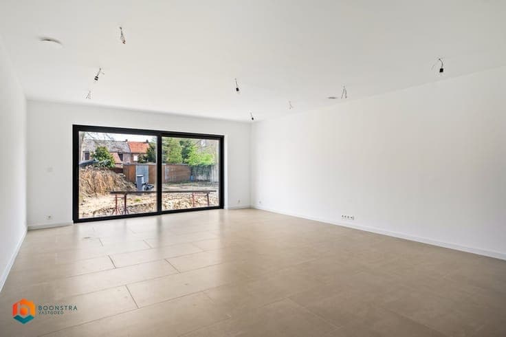 Nieuwbouwwoning met 3 slpkrs onder registratierecht te Ti...