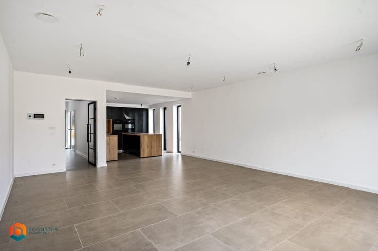 Nieuwbouwwoning met 3 slpkrs onder registratierecht te Ti...