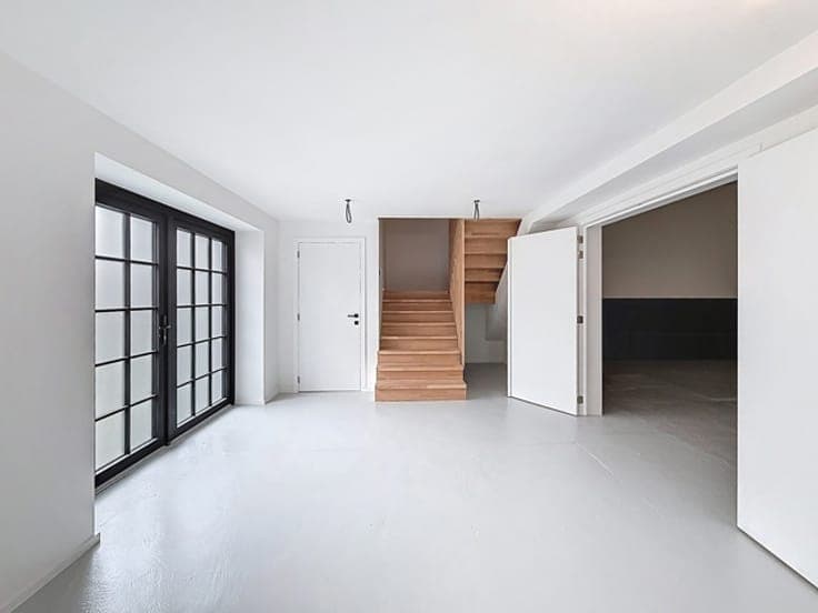 JOURDAN, MAISON RENOVEE 5 CH 280M2 TERRASSE & JARDIN