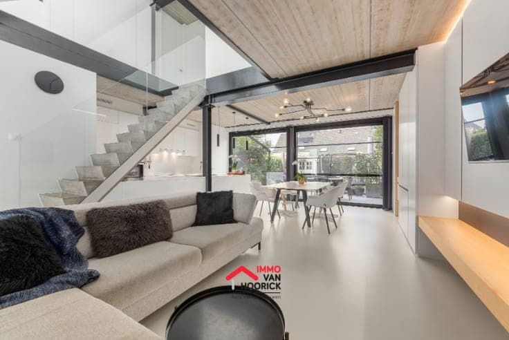 Prachtige ruime instapklare woning !
