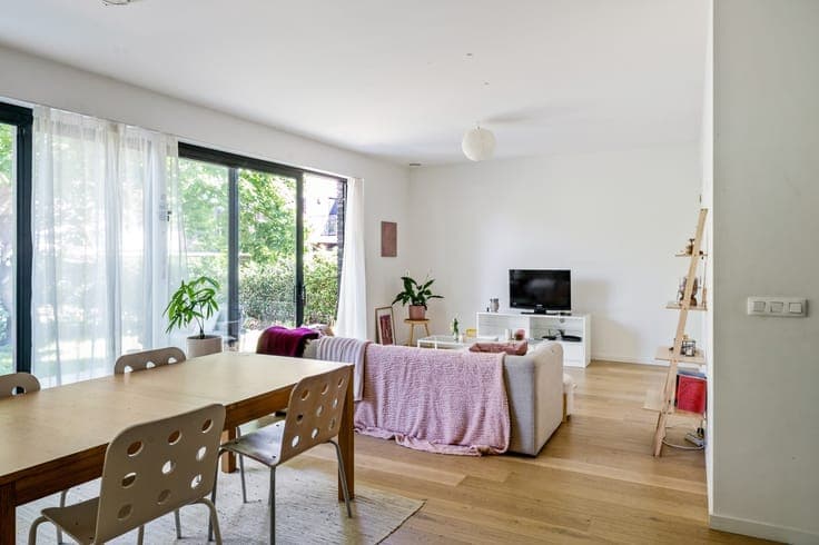 Energiezuinige woning met 3 slpkrs, 2 badkrs, terras en t...