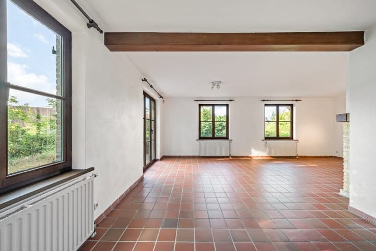 Charming residence with spacious garden for sale in De Panne