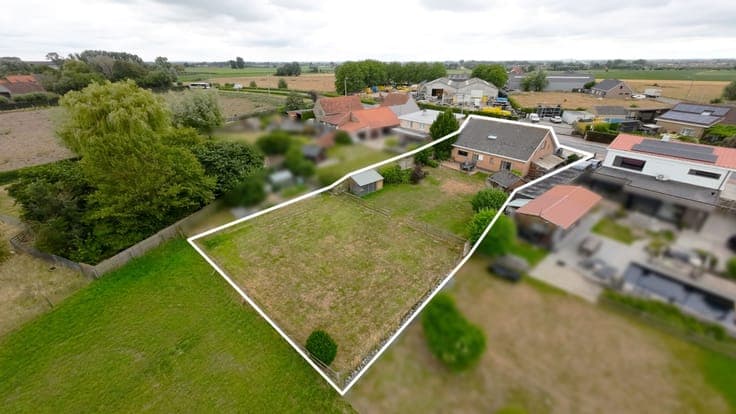 Vrijstaande woning op een uitstekende locatie, gelegen op...