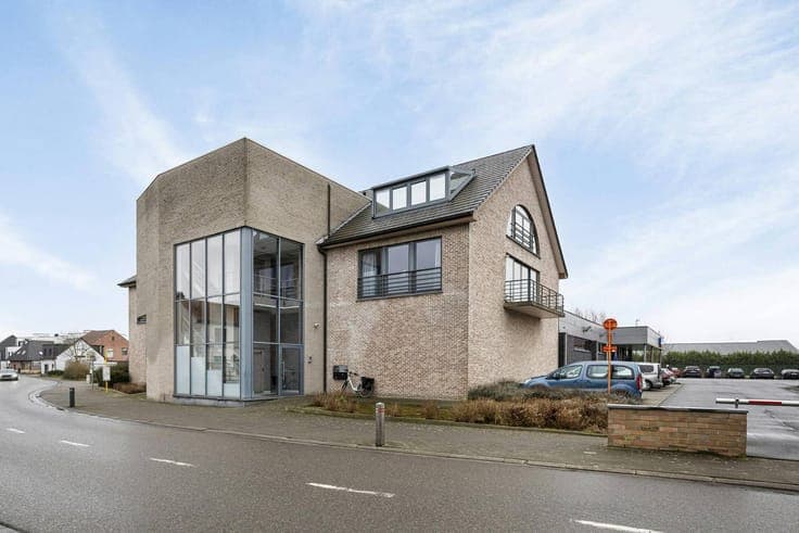 Investment property: 4 apartments in Puurs-Sint-Amands