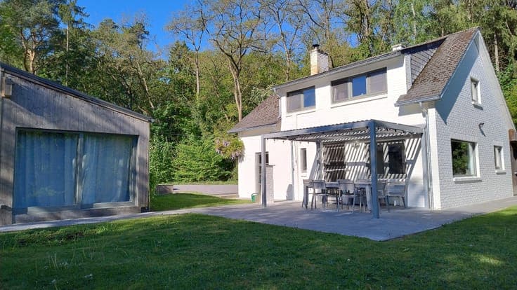 5-bedroom house Huldenberg 2.600 m² of woodland