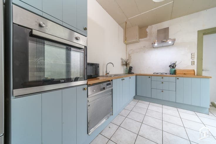 Verder af te werken burgerwoning te Sint-Gillis-bij-Dende...