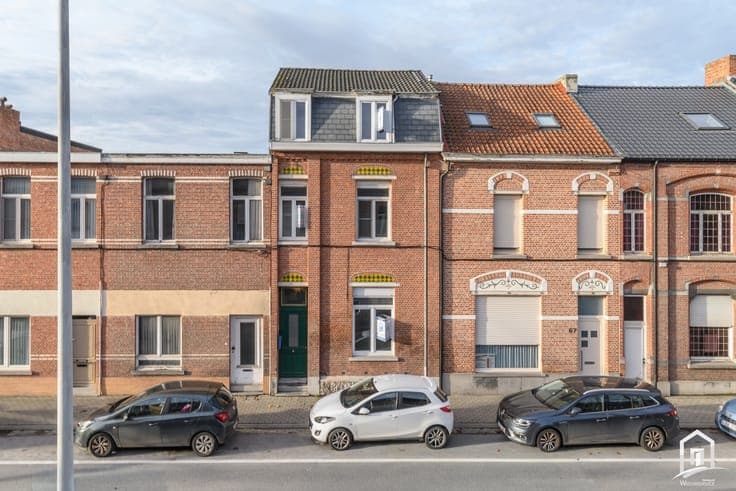 Verder af te werken burgerwoning te Sint-Gillis-bij-Dende...