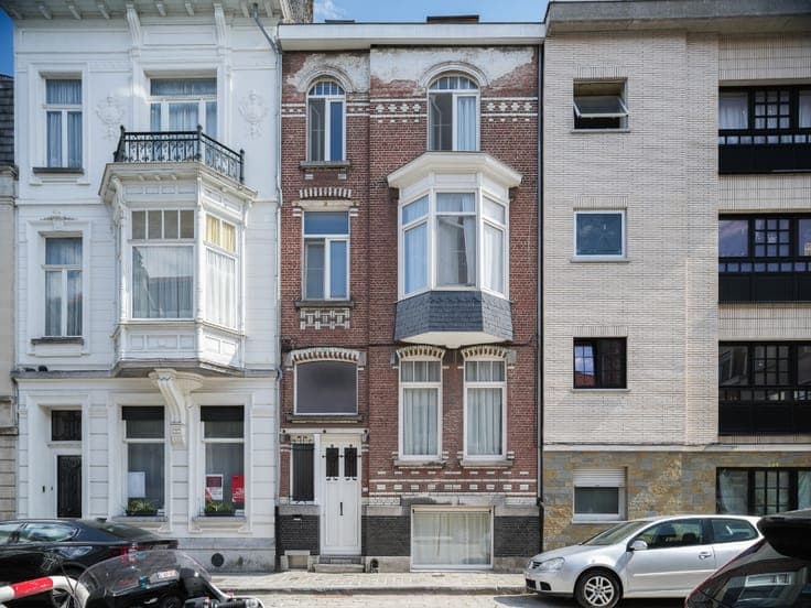 Instapklare en karaktervolle burgerwoning in het centrum ...